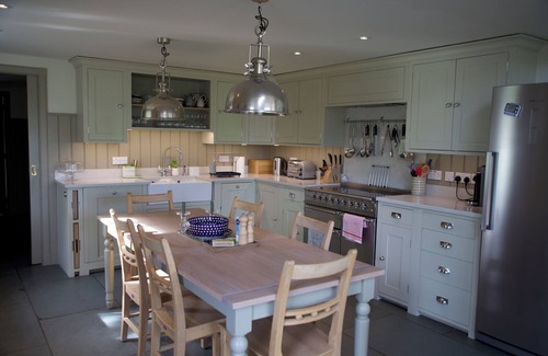 Gairloch Cottage | Tranquil modern home, stunning sea and mountain views, private shoreline access.