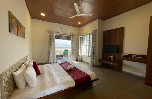 Paud Villa | Tranquil Mulshi Villa with 4 Bedrooms