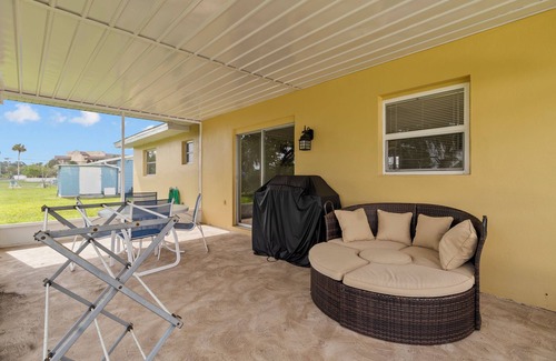 North Port House | *Tranquil Oasis* Near *Warm Mineral Springs*