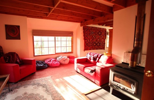 Deep Bay House | Tranquil Point Retreat - Perfect space for a family getaway