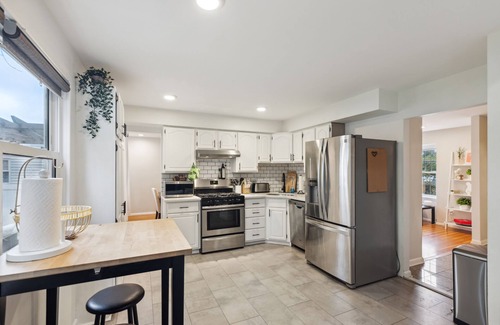 Cherry Hill House | Tranquil Retreat in Cherry Hill located near Philadelphia, PA