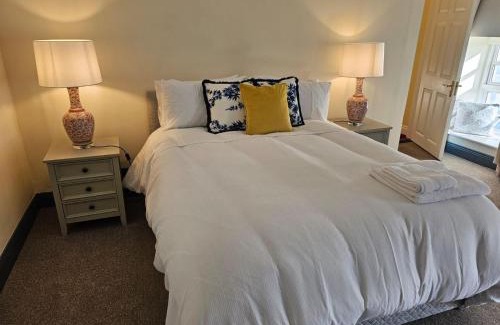 Cashel House | Tranquil Retreat overlooking The Rock of Cashel