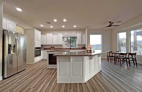 Mohave Valley House | Tranquil Riverfront Luxury Home!