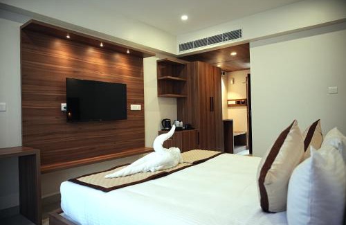 Ettumanoor Resort | Tranquil Riverview Inn