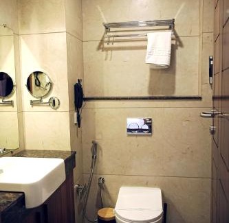 Ettumanoor Resort | Tranquil Riverview Inn