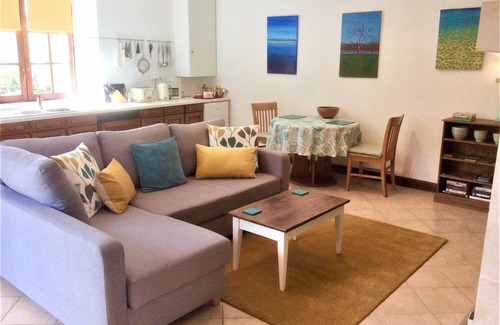 Gabillou Cottage | Tranquil Rural Gite in the Perigord Noir (with Private Pool)