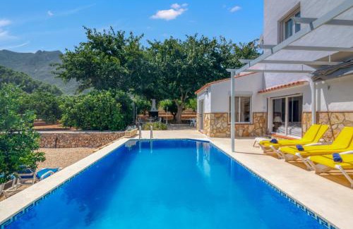 Llauri Villa | Tranquil Villa with private Pool, BBQ near Cullera Beach