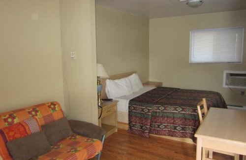 Valleyview Hotel | Trans Canada Motel