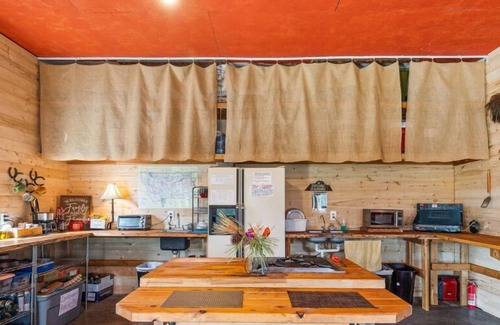 Greenough Cabin | Transforming, Pet-friendly A-frame Cabin + Hot Tub near Missoula, Montana