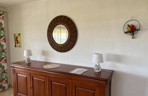 Soto Villa | Traumhaus am Hang mit privatem Pool