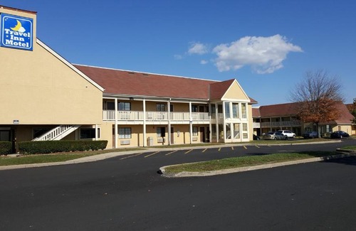 North Meadows Hotel | Travel Inn Motel