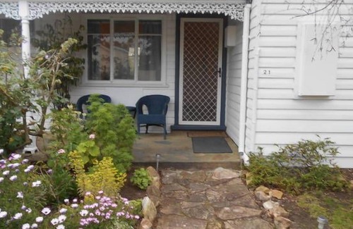 Penola Bed & Breakfast | Traveler's Rest - Bed & Breakfast Supplies