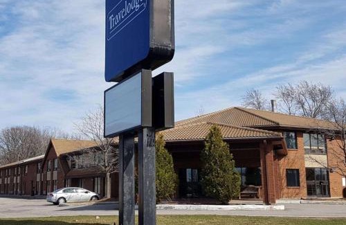 Welland Hotel | Travelodge by Wyndham Welland