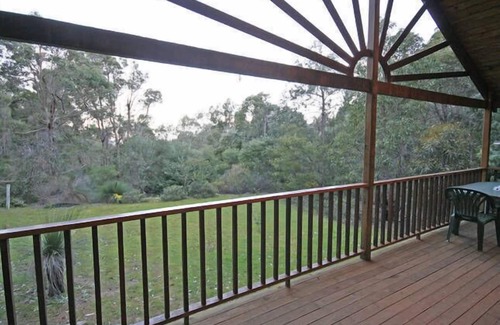 Yallingup Siding Cottage | Tree Change Yallingup Hayes Road