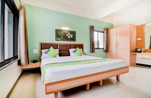Satara Hotel | Treebo Trend Gul-Bahar Satara