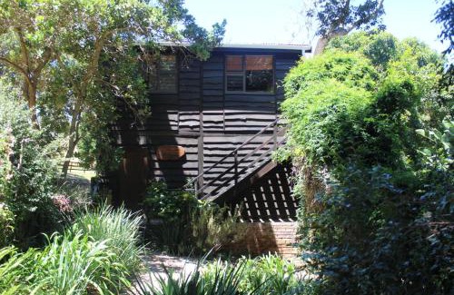 Die Barakke Apartment | Treehouse Cottage