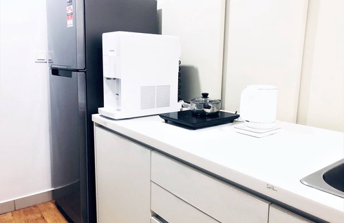 Shah Alam Apartment | Trefoil @ Setia Alam, Shah Alam | WIFI & Netflix