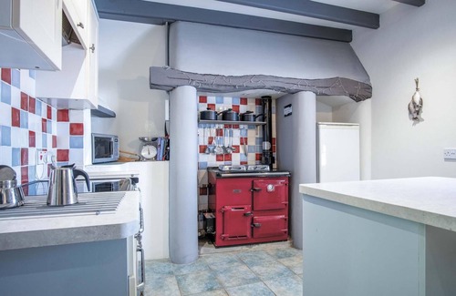 St. Florence House | Tregoyr - 3 Bedroom Holiday Home - St. Florence