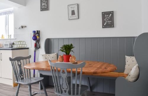 Callington House | Trelawney Bungalow