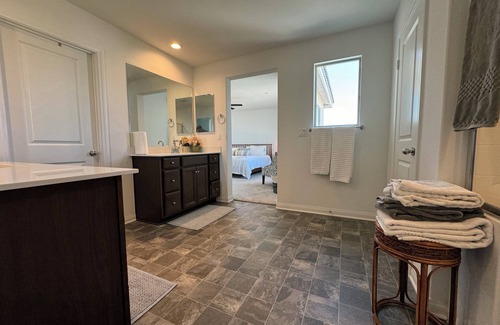 Winchester House | Tremendous Temecula Wine Country Home w/Jacuzzi, Fire-Pit, Games