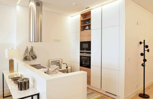 Chiado Apartment | Trendy Chic - Checkinhome