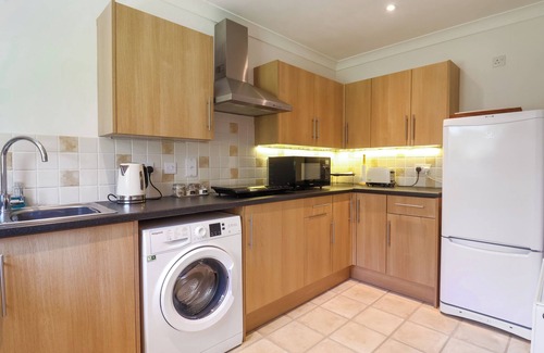 Raymonds Hill Cottage | TREVELLYN SUITE, pet friendly, with a garden in Axminster