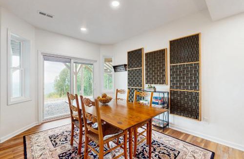 Marion House | Trillium - Downstairs