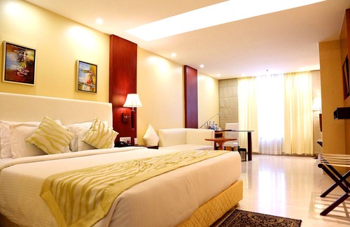 Raigarh Hotel | Trinity Grand
