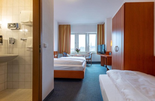 Holthausen Hotel | TRIP INN Hotel Schumann
