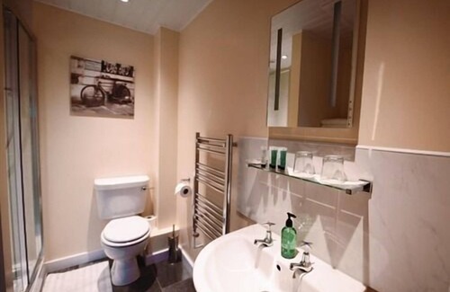 Wem House | Triple Ensuite at The Coaching Barns