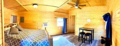 West Glacier Resort | Triple G’s Resort - Cabin 11