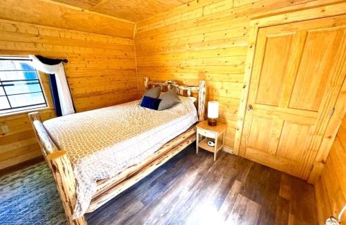 West Glacier Resort | Triple G’s Resort - Cabin 11