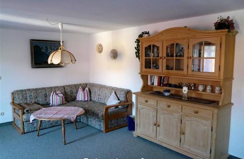 Vorderhindelang Apartment | Triple room shower/toilet/balcony - house "Beim Lorenzar"