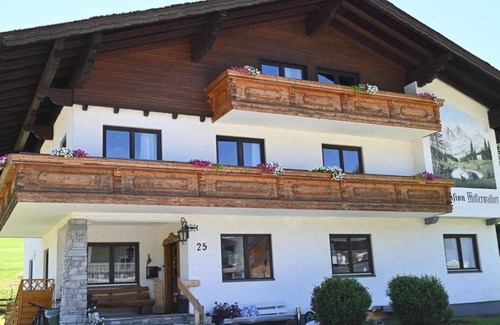 Gleiming Cottage | Triple room with shower, WC - Pension Mitterwallner