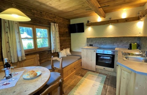 Muhlthal House | Troadkasten by Interhome
