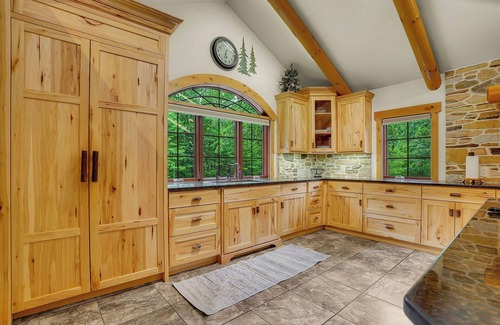 Elliottsburg Cabin | Trophy Whitetail Lodge