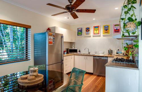 Rapid Creek Apartment | Tropical Boho Nightcliff Casinha 3BR 1.5BR