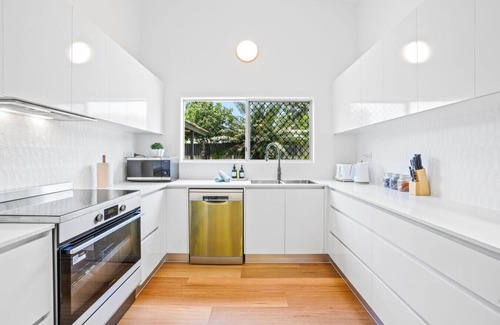 Holloways Beach House | Tropical Family Oasis with Pool – Steps from Holloways Beach!