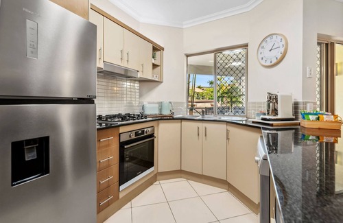 Westcourt Apartment | Tropical Gardens - Resort 9 Pools Gym