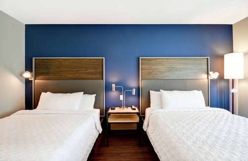 Reamstown Hotel | TRU by Hilton Denver
