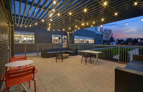 Troy Hotel | Tru By Hilton Troy Detroit, Mi