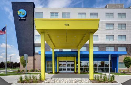 Troy Hotel | Tru By Hilton Troy Detroit, Mi