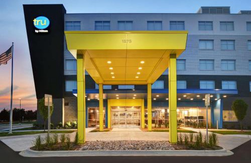 Troy Hotel | Tru By Hilton Troy Detroit, Mi