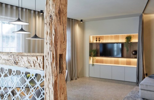 Merano Apartment | Truma Swing Apartment 54 with Sauna & Balcony