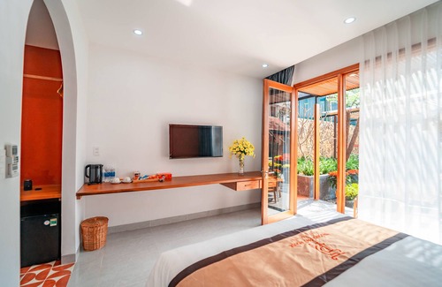 Hue Bed & Breakfast | TRUONG PHU HOUSE