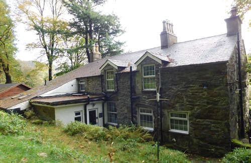Beddgelert Cottage | Tryfan Cottage - 2.8 miles from Summit of Mt Snowdon