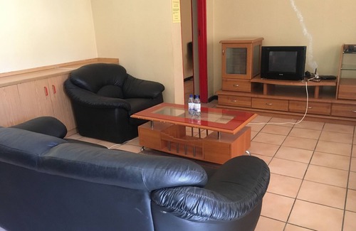 Francistown Hotel | Tshesebe Stopover Motel