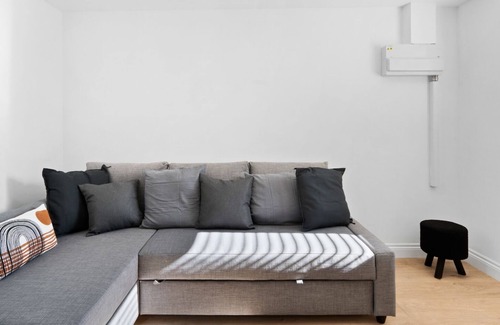 Woodside Apartment | TTSA - Studio - Sleeps 4 - Norwood Junction - A1
