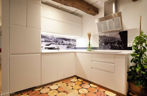 Lekeitio Apartment | Tu refugio en el centro, a pasos del mar – 2 hab.