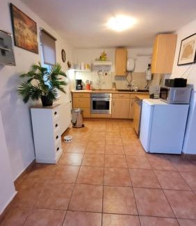 Kiskunhalas Apartment | Tuba Apartman